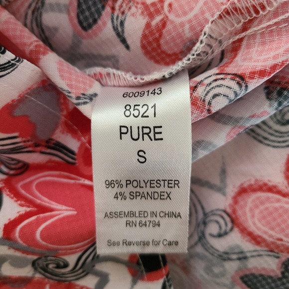 Activate Med Couture Womens Scrub Top Pink Gray Valentine Hearts Size Small - Picture 8 of 8